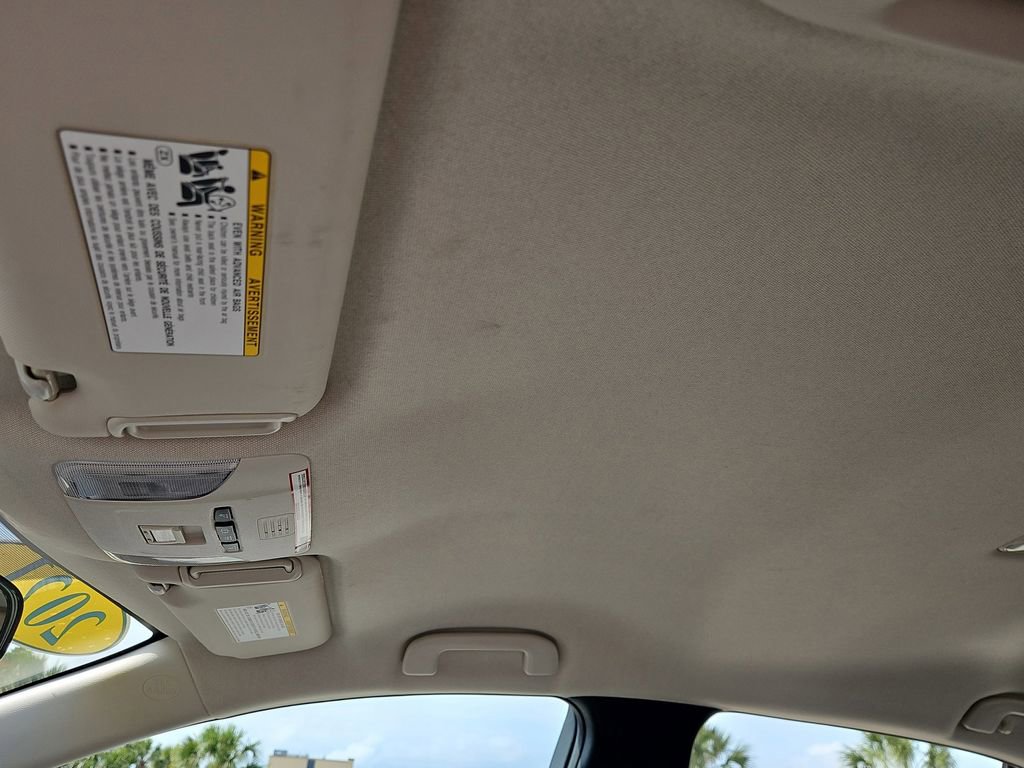 Used 2021 Toyota Corolla LE w/ LE Convenience Package image 27