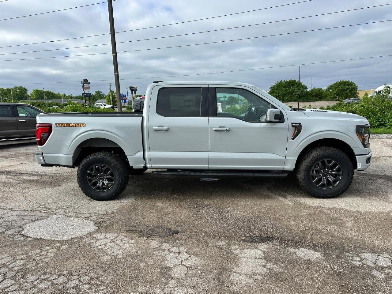 New 2026 Ford F150 Tremor AWD/4WD image 2