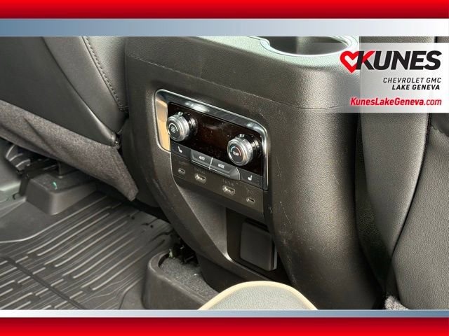 New 2026 GMC Yukon Elevation w/ Elevation Premium Package image 20