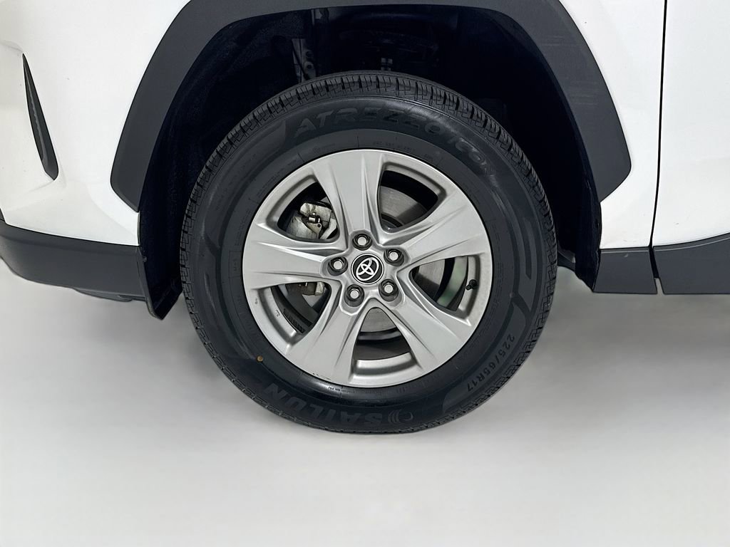 Used 2024 Toyota RAV4 XLE w/ Convenience Package AWD/4WD image 27