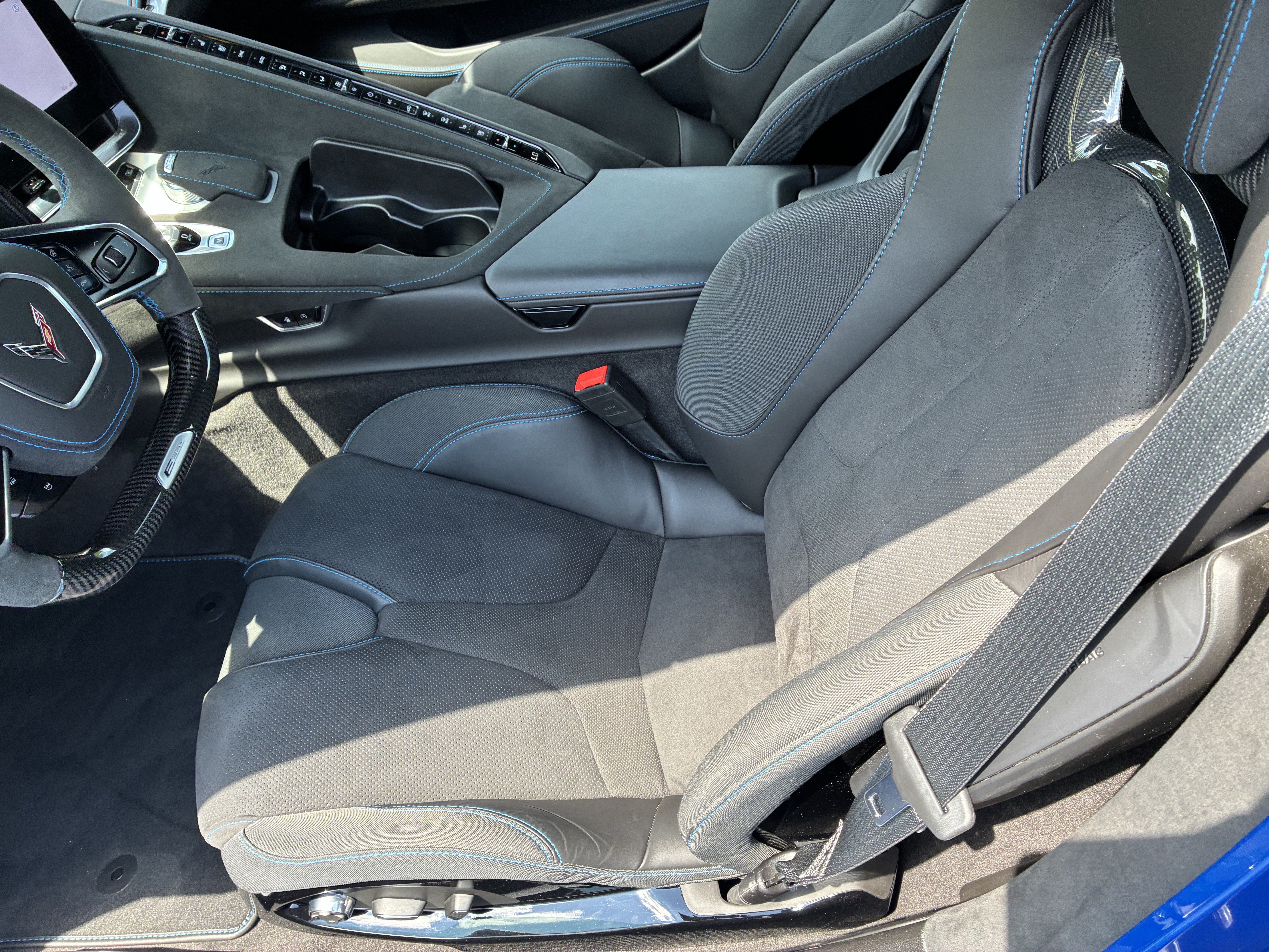 Used 2025 Chevrolet Corvette E-Ray AWD/4WD image 16