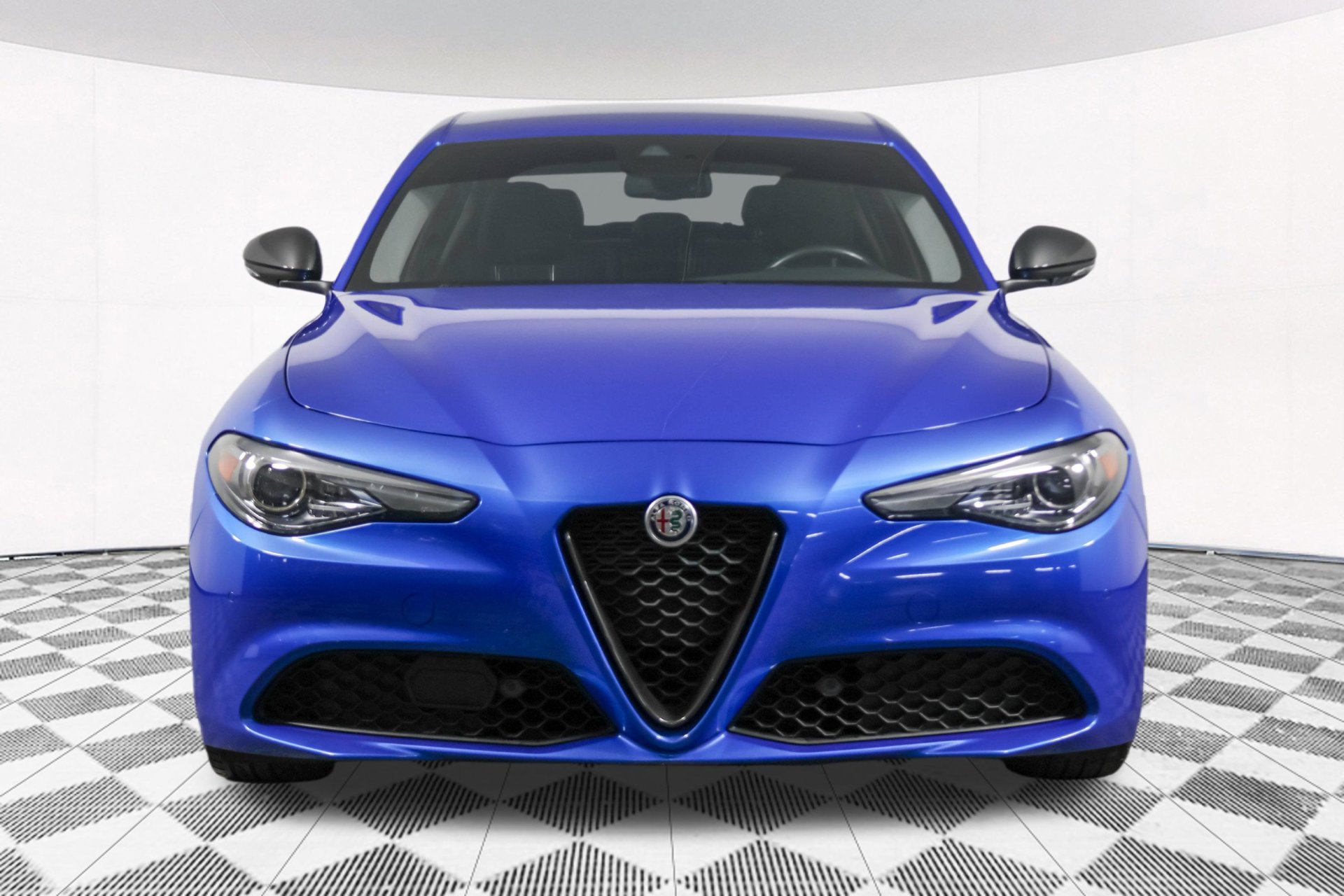 Used 2020 Alfa Romeo Giulia Ti w/ Nero Edizione RWD image 13