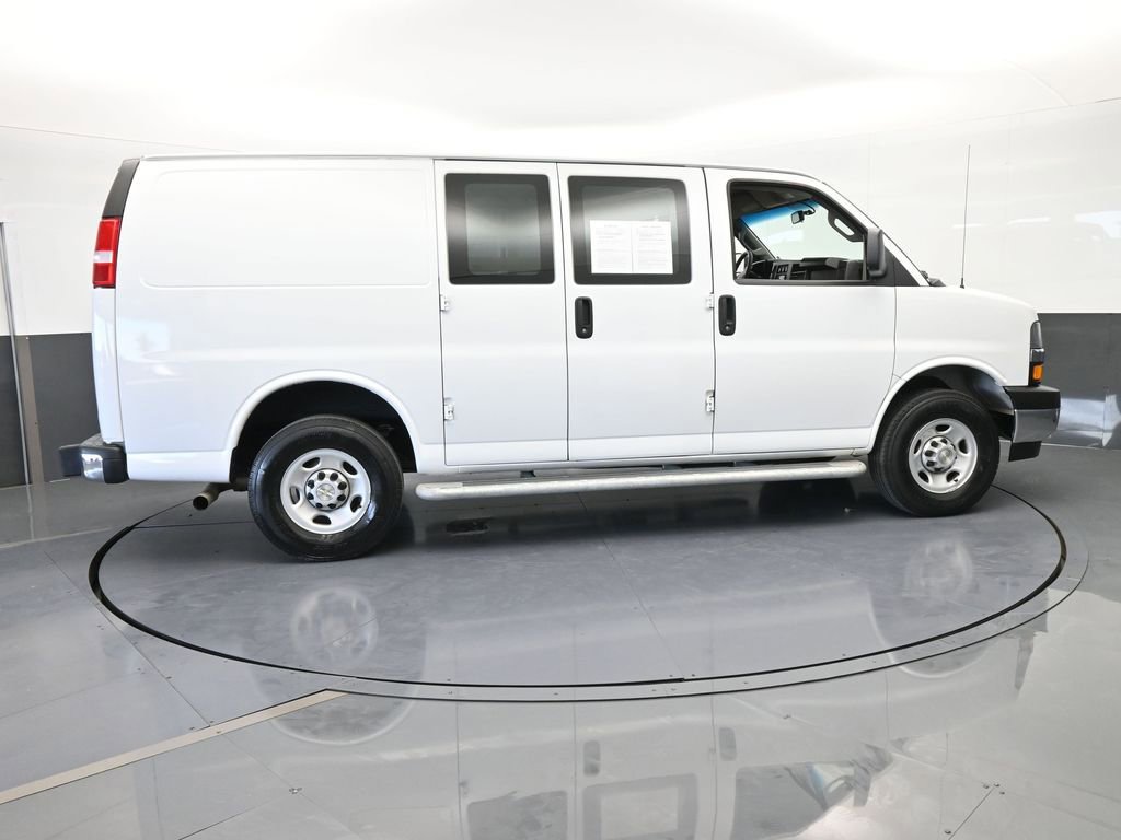 Used 2024 Chevrolet Express 2500 Work Van w/ Driver Convenience Package image 7