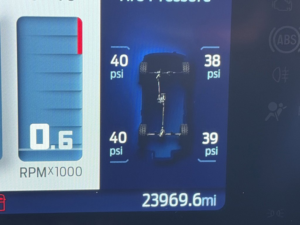 Used 2023 Ford Bronco Wildtrak image 11