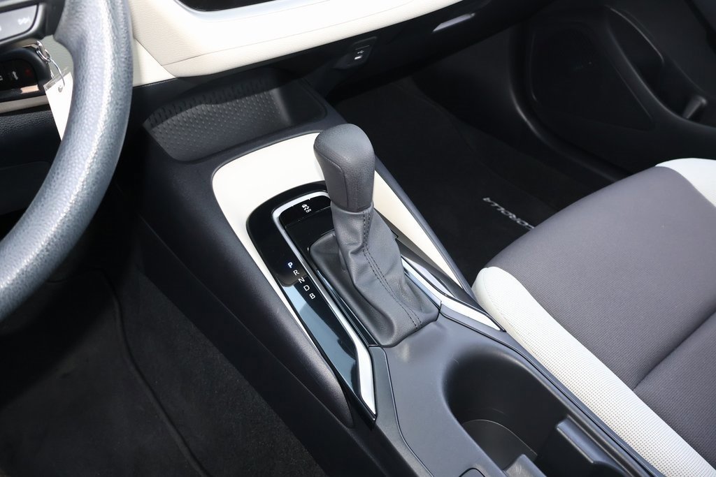 Certified 2023 Toyota Corolla LE image 25