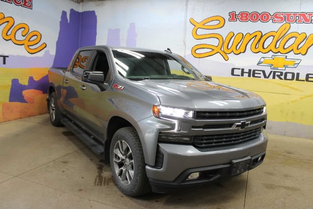 Used 2022 Chevrolet Silverado 1500 RST w/ Z71 Off-Road Package AWD/4WD image 2