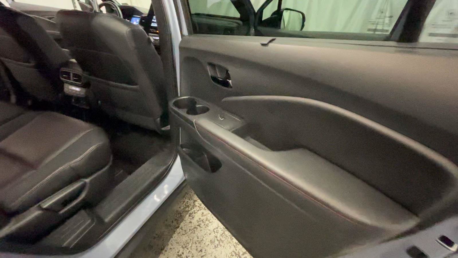 Certified 2024 Honda Passport Black Edition image 21