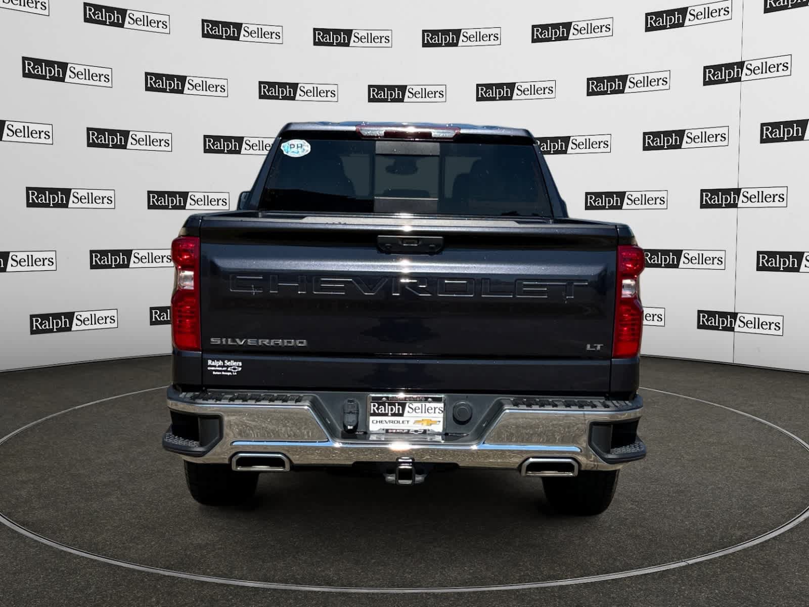 Used 2024 Chevrolet Silverado 1500 LT AWD/4WD image 5