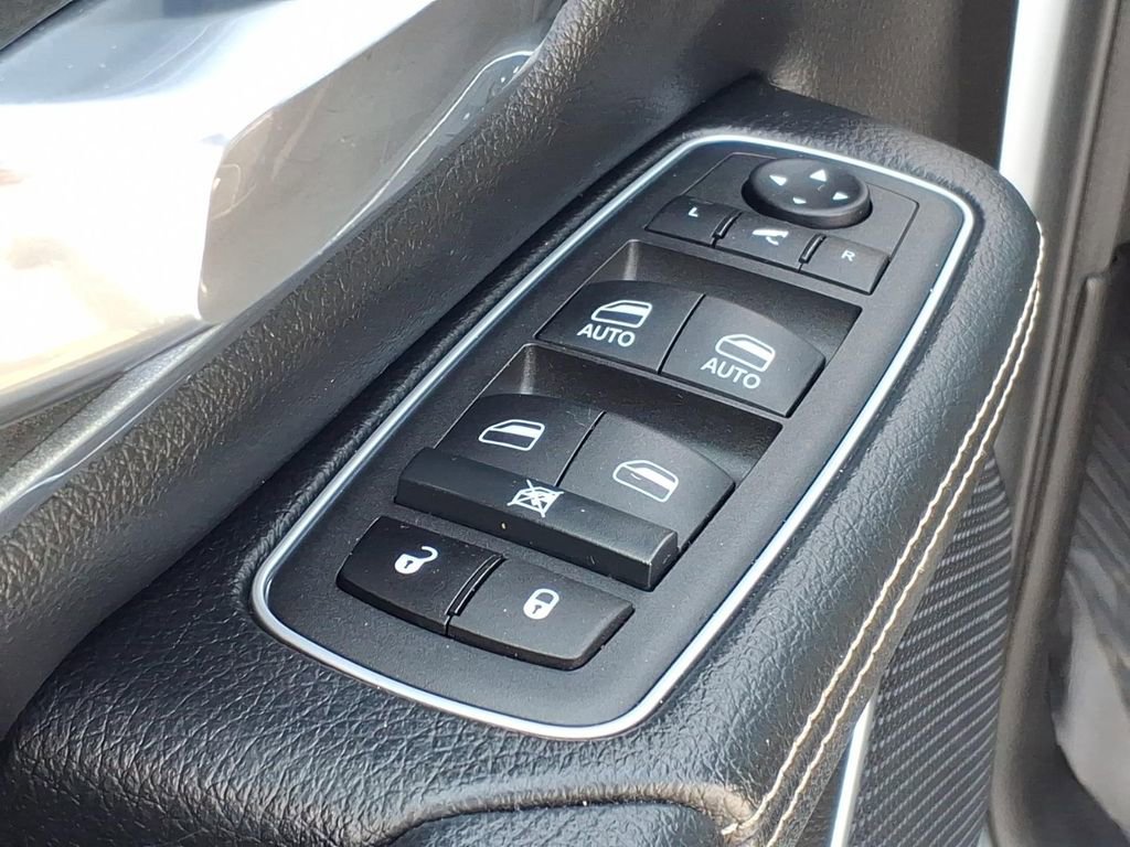 Certified 2022 RAM 1500 Laramie AWD/4WD image 13