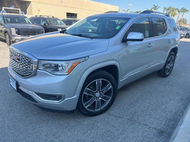 Used 2019 GMC Acadia Denali image 1