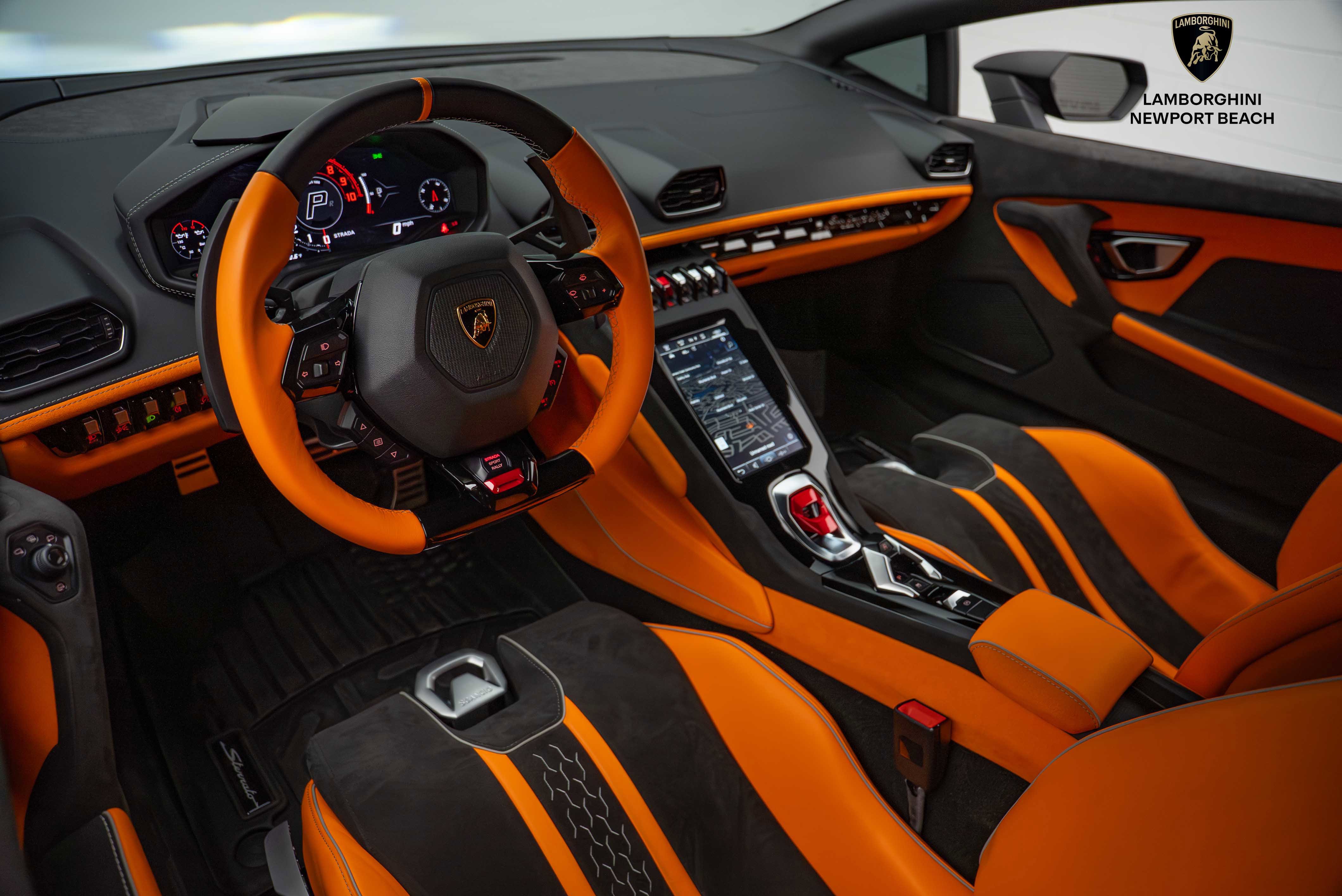 Used 2024 Lamborghini Huracan Sterrato image 6