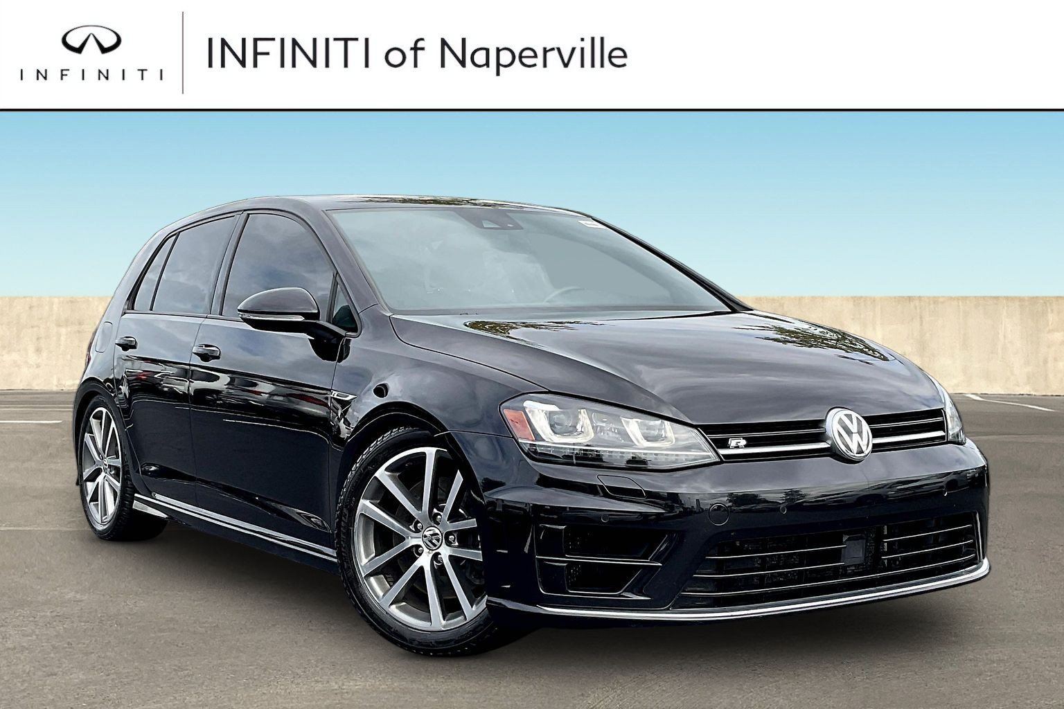 Used 2016 Volkswagen Golf R 4-Door AWD/4WD image 1
