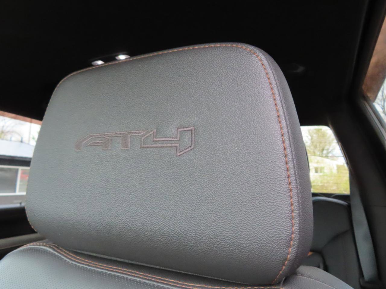 Used 2022 GMC Sierra 2500 AT4 w/ Gooseneck/5TH Wheel Package AWD/4WD image 32