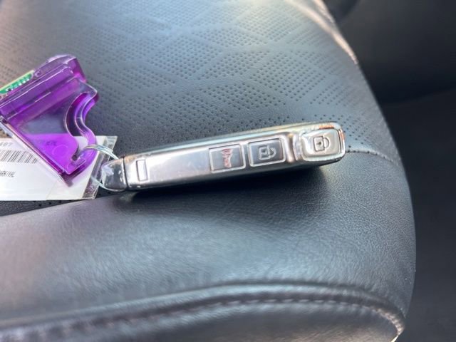 Used 2024 Kia Carnival LX FWD image 38