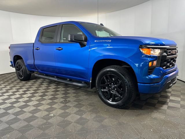 Used 2024 Chevrolet Silverado 1500 Custom image 2