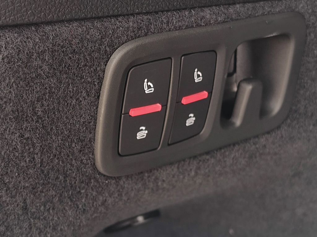 Certified 2025 Audi Q7 3.0T Premium Plus w/ Premium Plus Package image 10