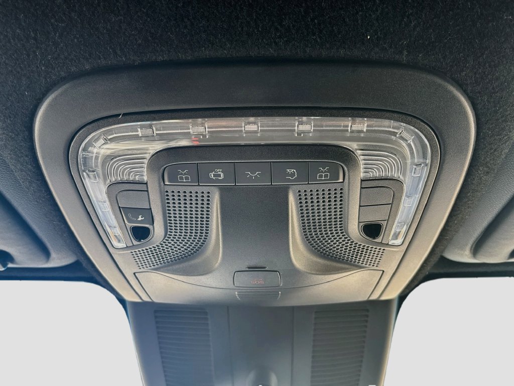 Used 2023 Mercedes-Benz Sprinter 3500 image 21