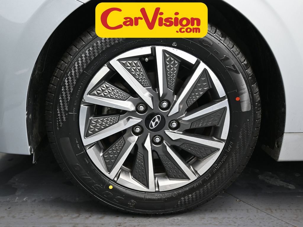 Used 2021 Hyundai Ioniq Limited image 10