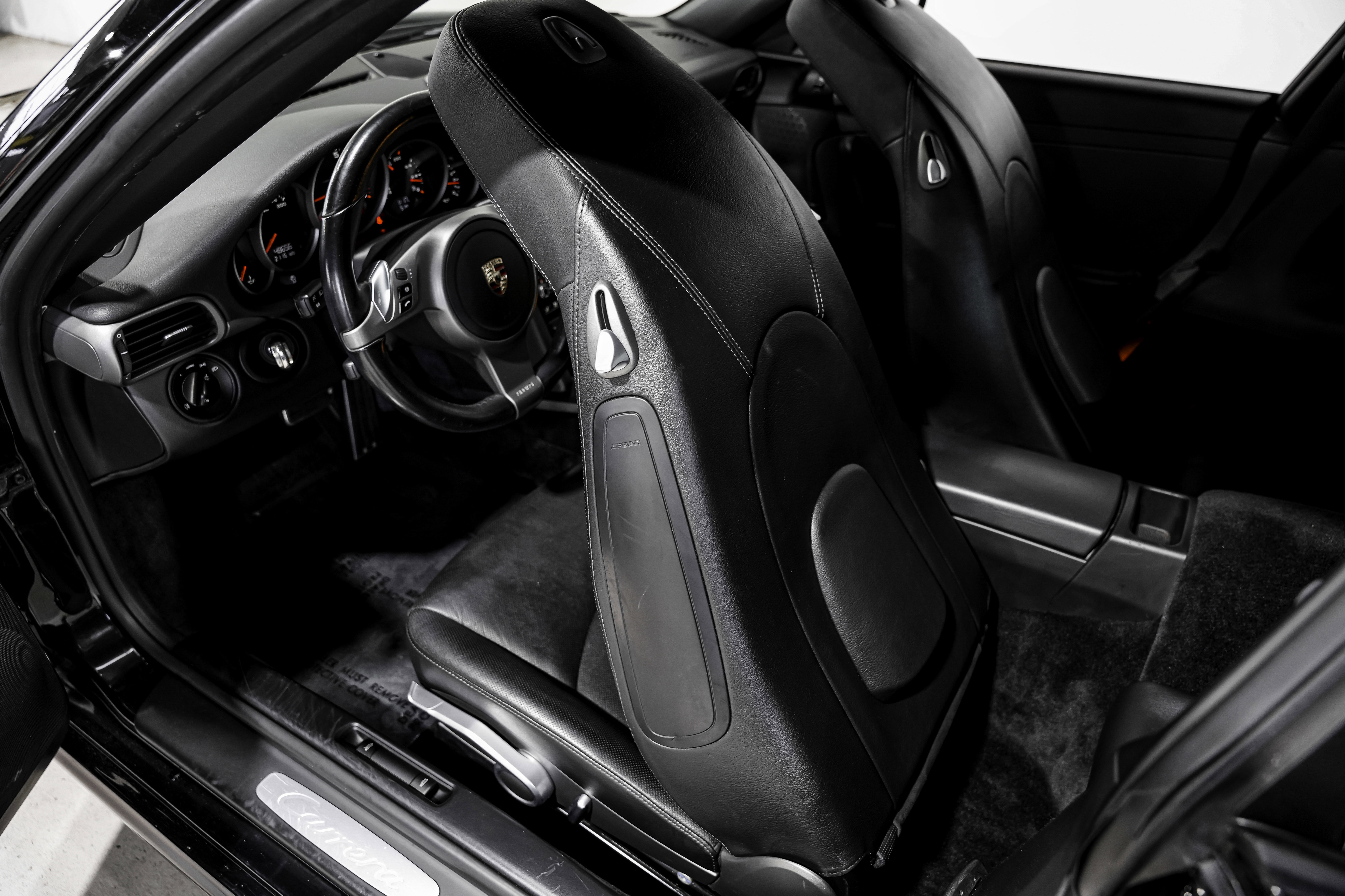 Used 2009 Porsche 911 Carrera image 18