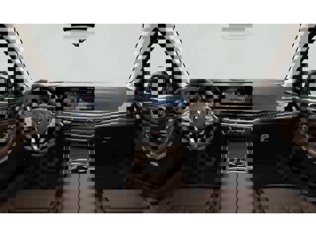 Used 2026 BMW X7 xDrive40i image 7