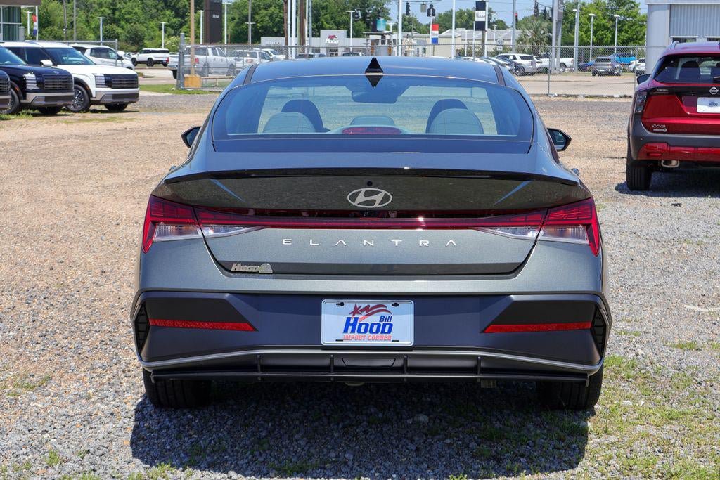 New 2026 Hyundai Elantra SEL Sport Premium FWD image 28
