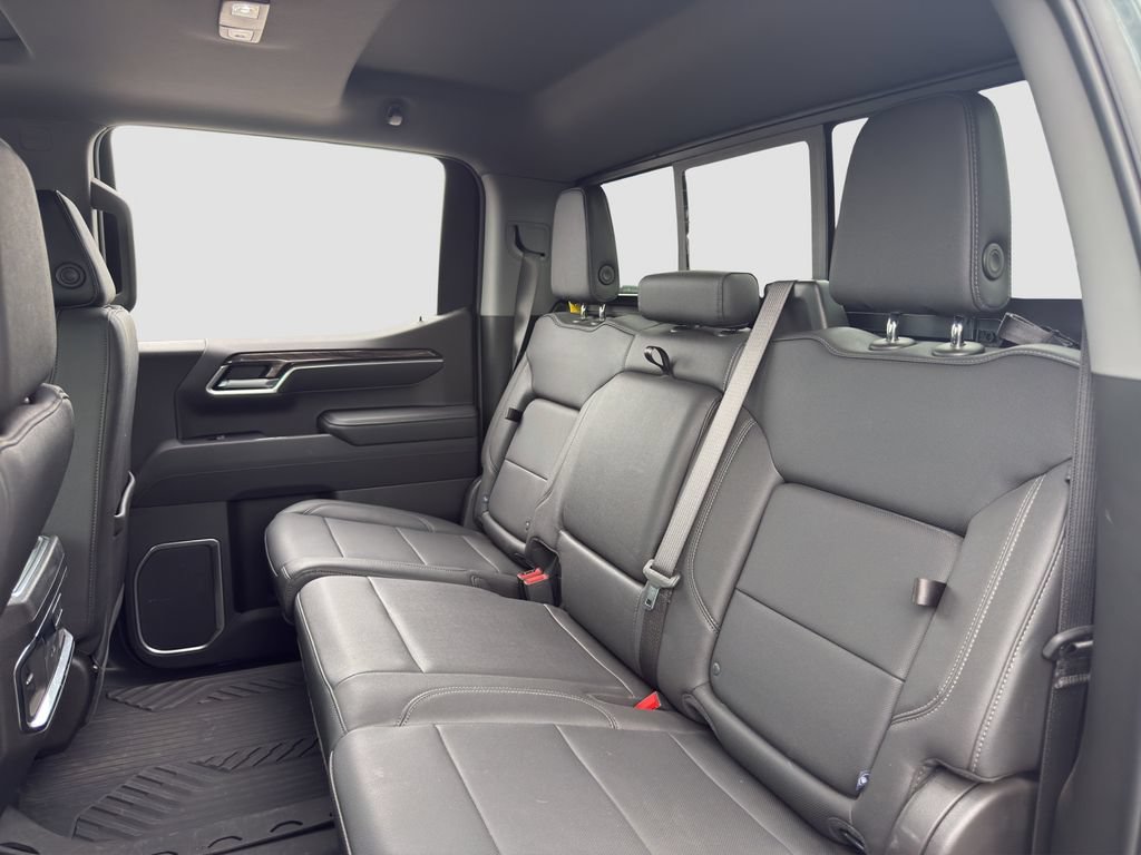 Used 2025 Chevrolet Silverado 1500 LTZ w/ LTZ Premium Package AWD/4WD image 13