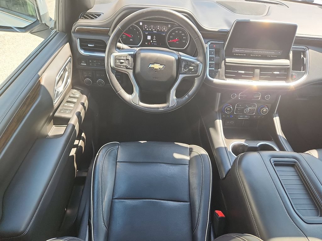 Used 2021 Chevrolet Tahoe Premier w/ Premium Package AWD/4WD image 8