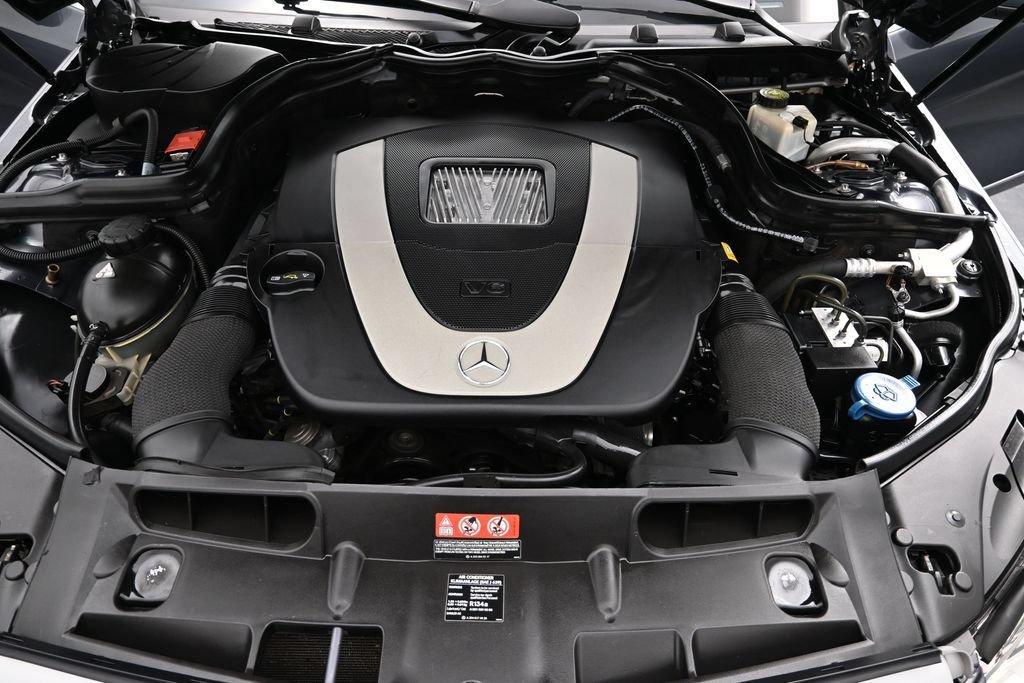 Used 2010 Mercedes-Benz C 300 4MATIC Sedan image 27