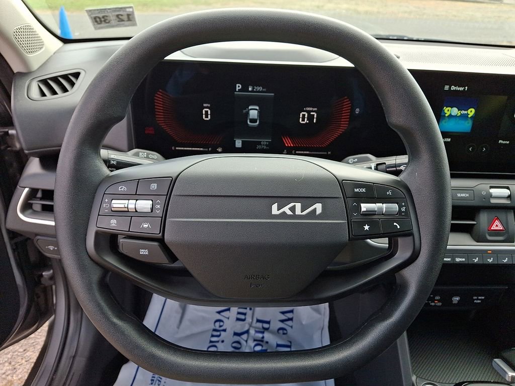 Certified 2025 Kia K4 LXS image 18
