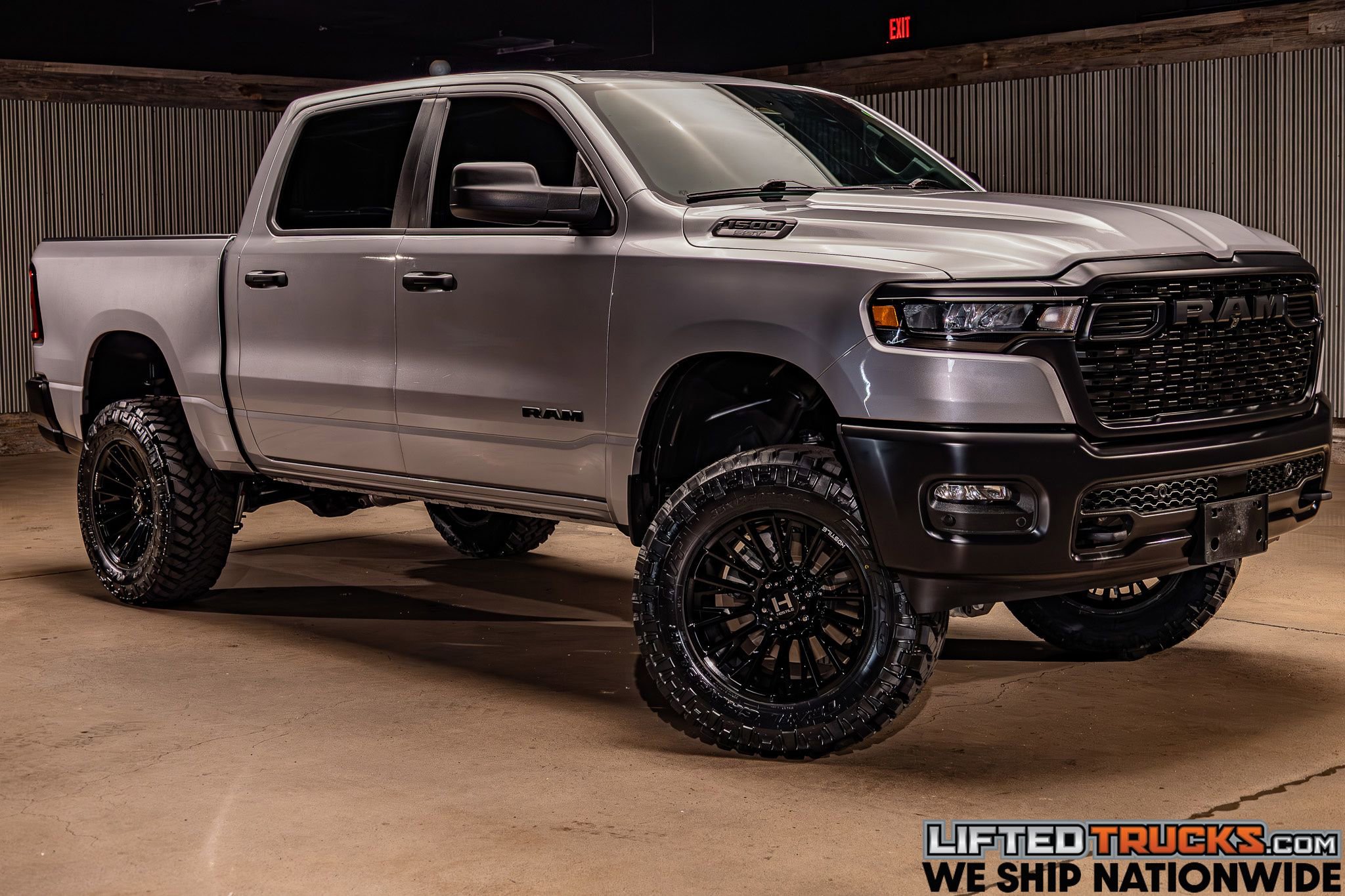 Used 2025 RAM 1500 Classic Warlock image 1