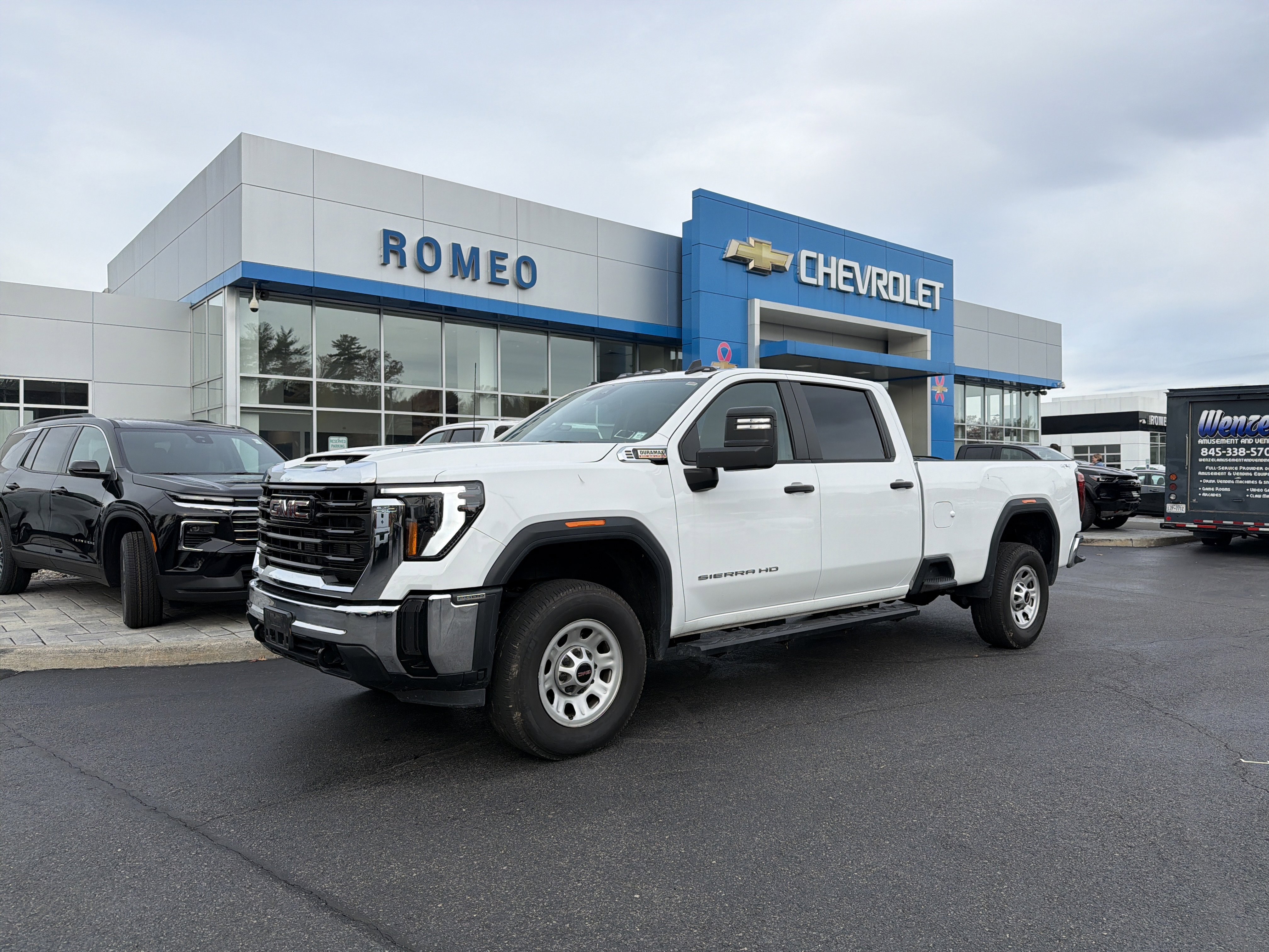 Used 2024 GMC Sierra 2500 Pro w/ Convenience Package