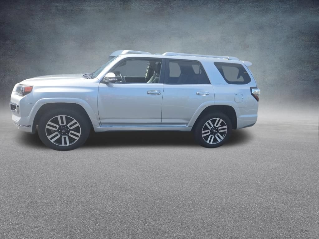 Used 2014 Toyota 4Runner Limited AWD/4WD image 3