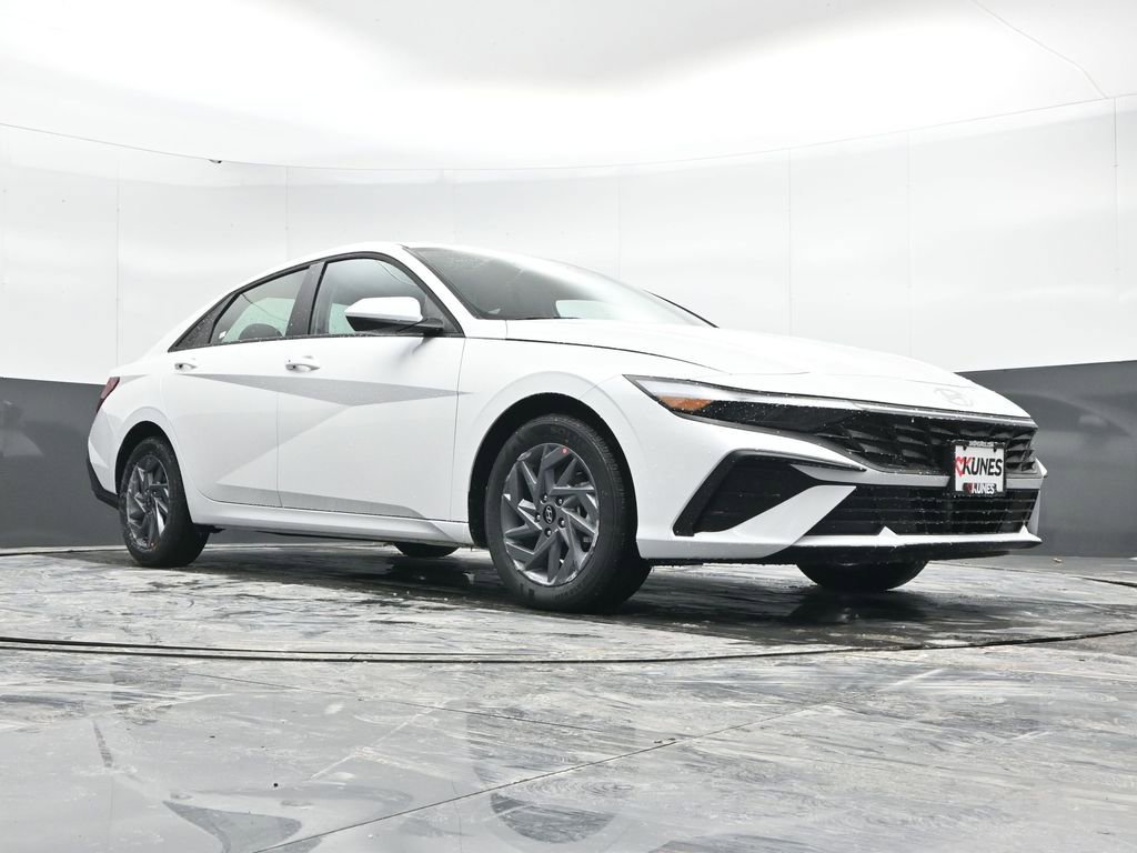 New 2026 Hyundai Elantra Blue image 47