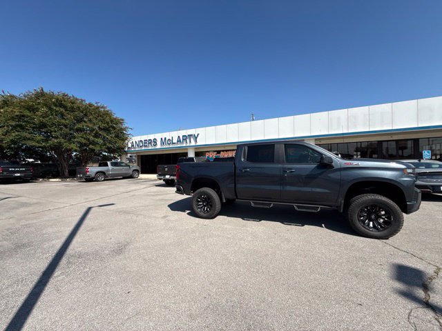 Used 2021 Chevrolet Silverado 1500 RST w/ Z71 Off-Road Package AWD/4WD image 4
