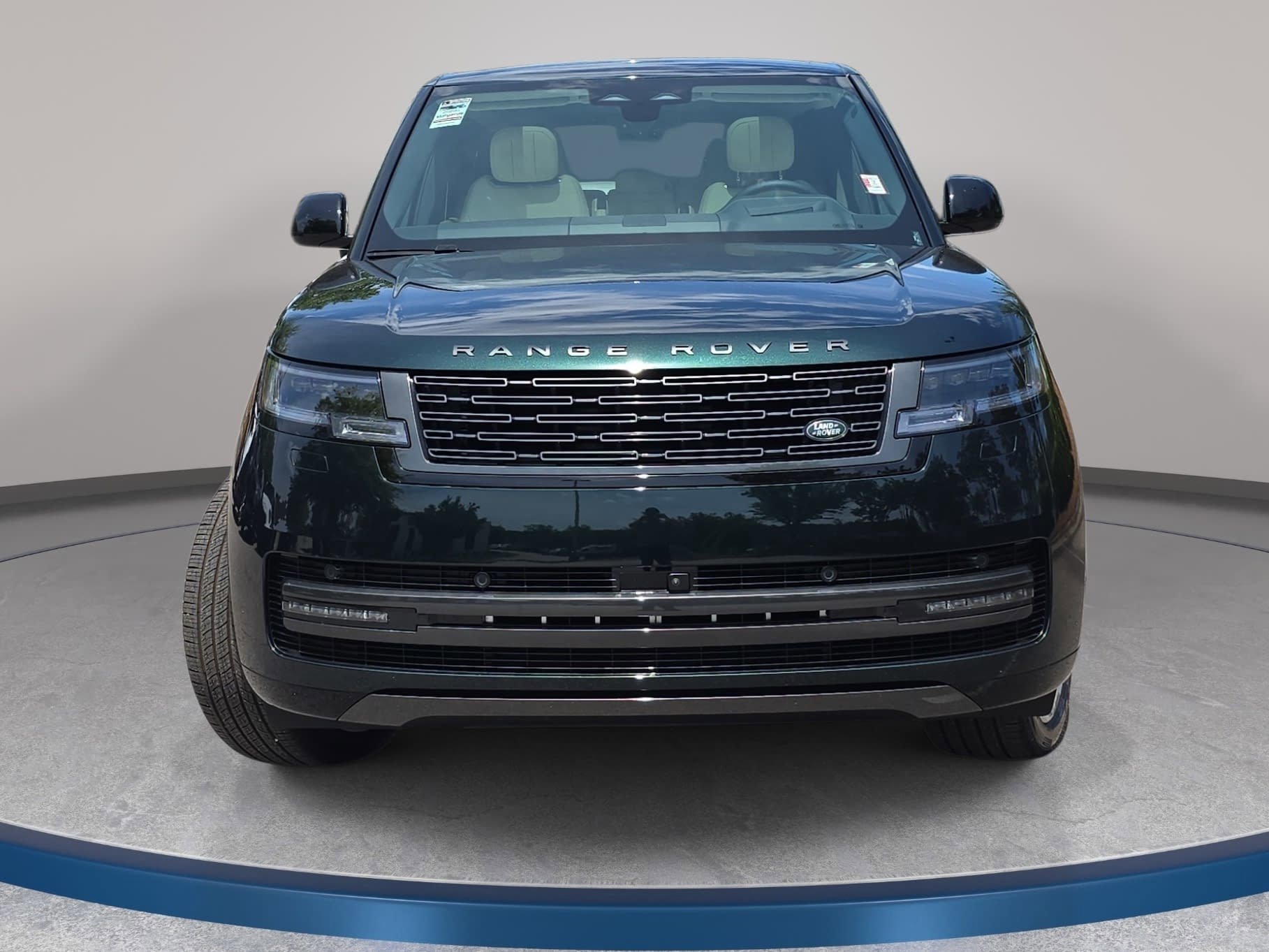 New 2026 Land Rover Range Rover Long Wheelbase SE AWD/4WD image 2