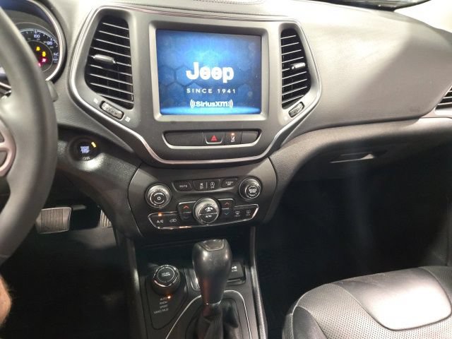 Used 2022 Jeep Cherokee Latitude Lux AWD/4WD image 15