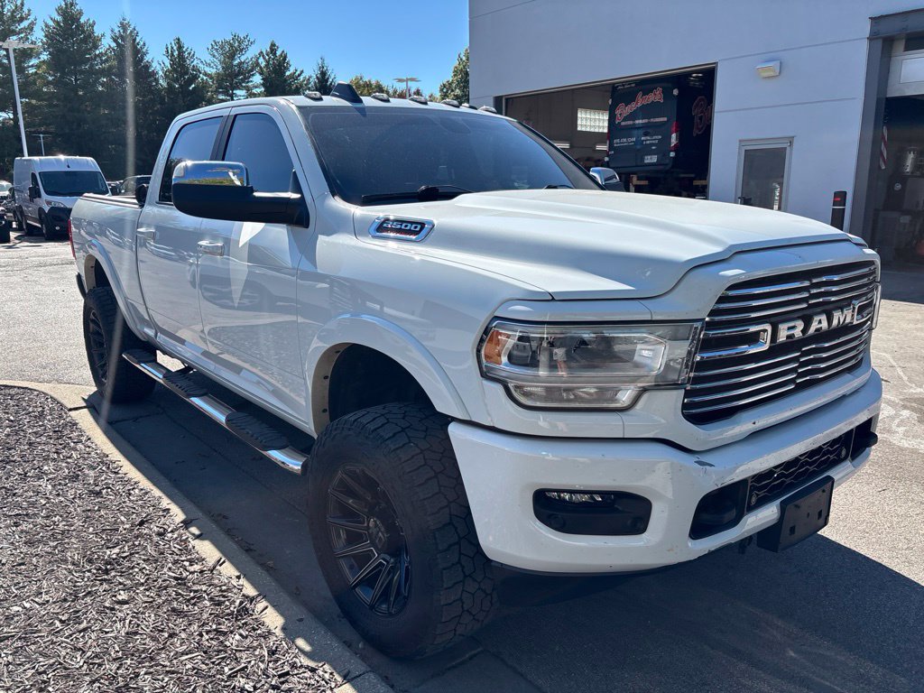 Used 2022 RAM 2500 Laramie AWD/4WD image 3