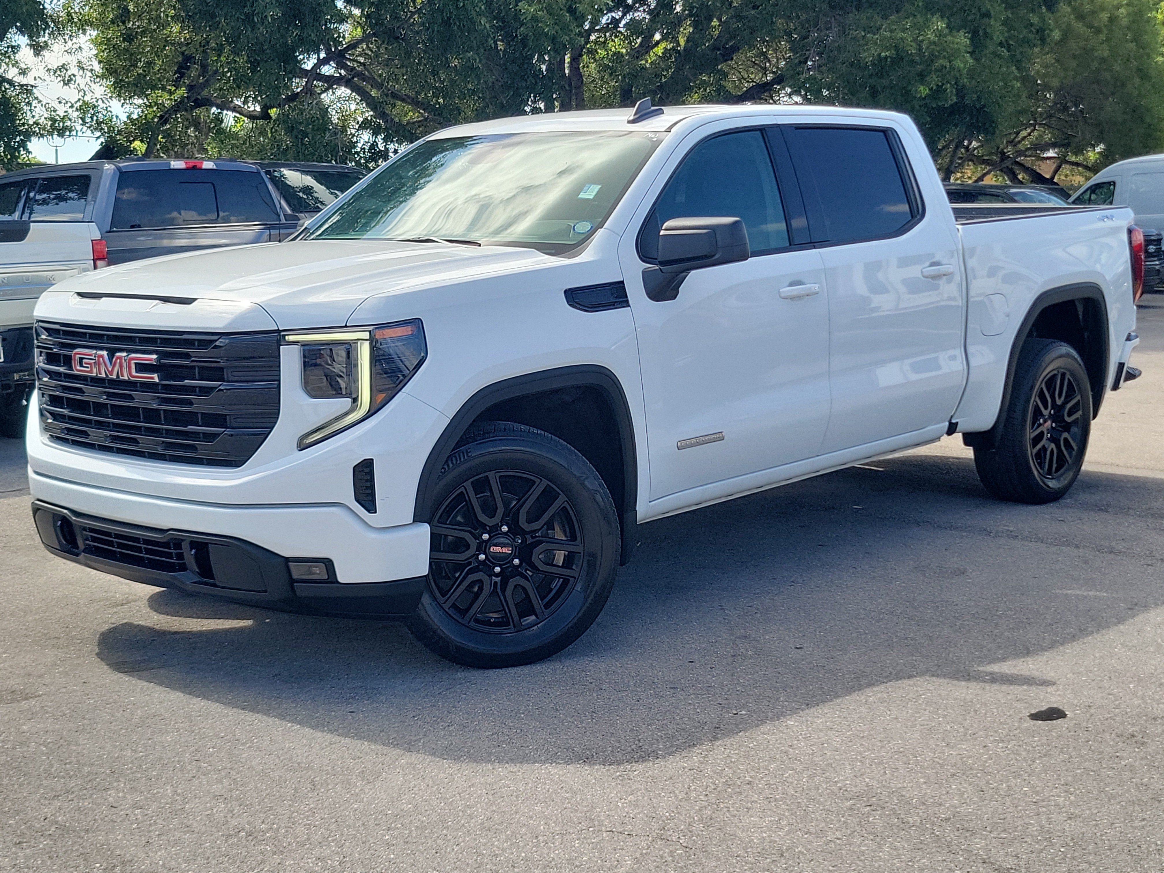 Used 2023 GMC Sierra 1500 Elevation
