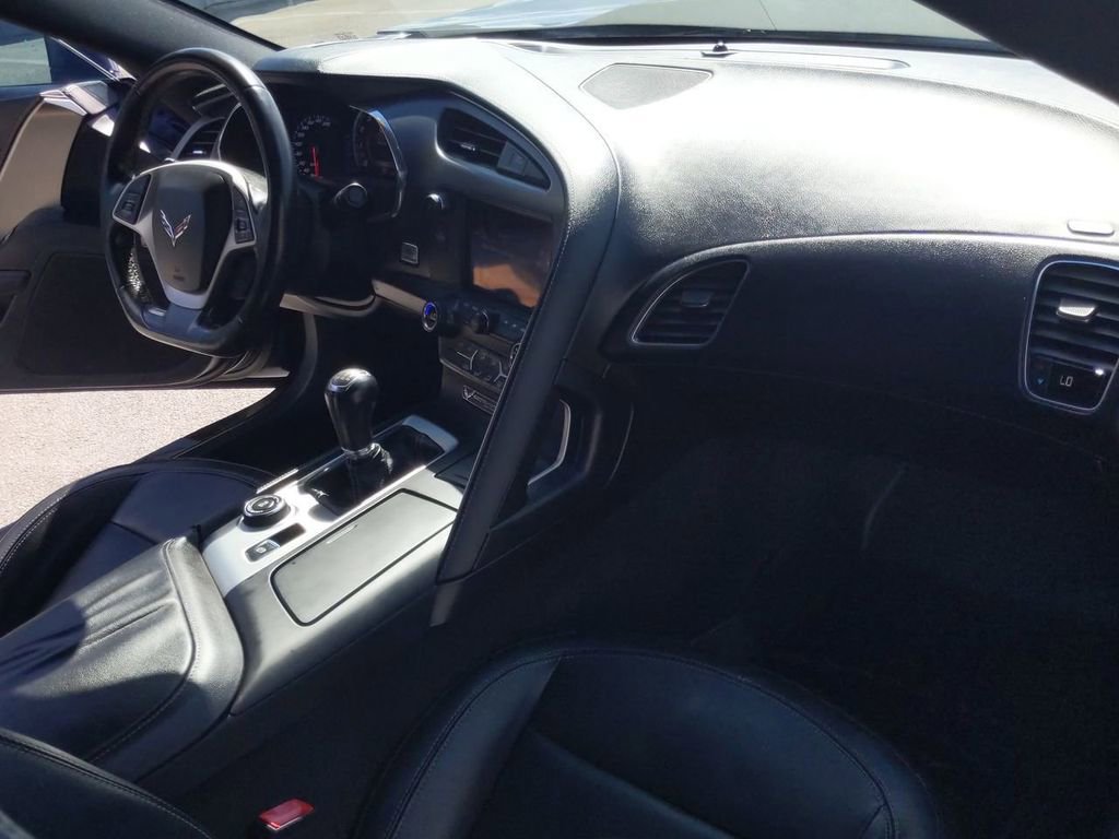 Used 2017 Chevrolet Corvette Stingray Coupe w/ Battery Protection Package image 29