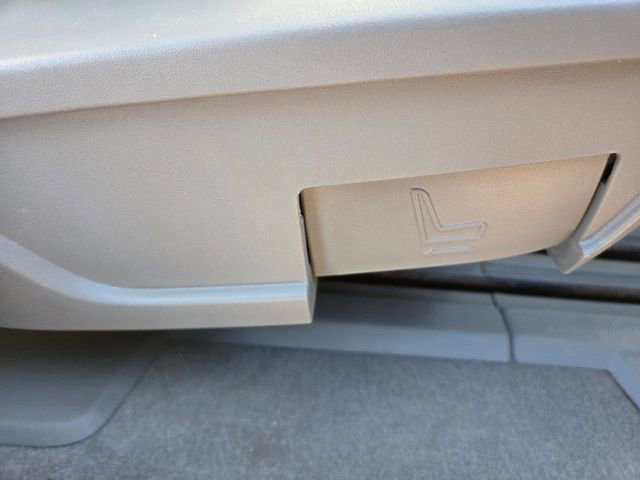 Used 2015 Chevrolet Traverse LT AWD/4WD image 48