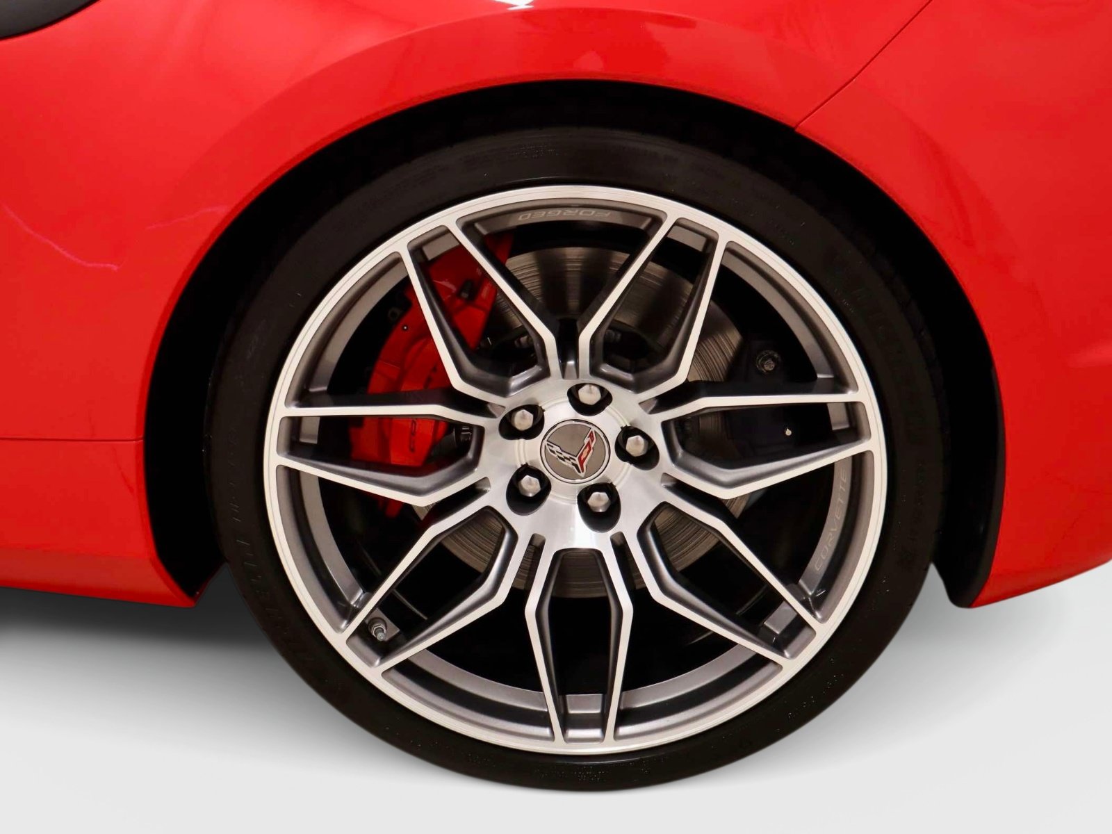 Used 2024 Chevrolet Corvette Z06 RWD image 9