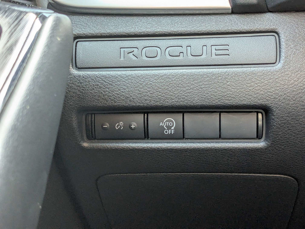 Used 2024 Nissan Rogue S AWD/4WD image 23