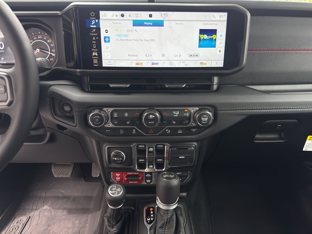 New 2026 Jeep Wrangler Unlimited Rubicon AWD/4WD image 13