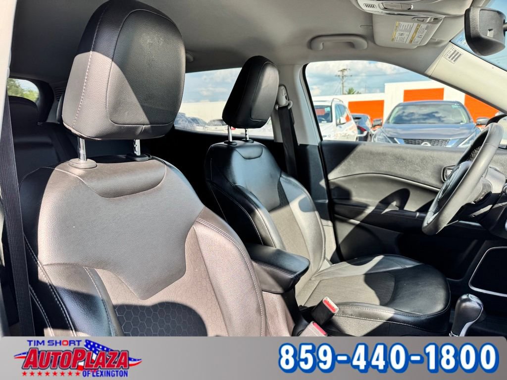 Used 2021 Jeep Compass Latitude FWD image 44