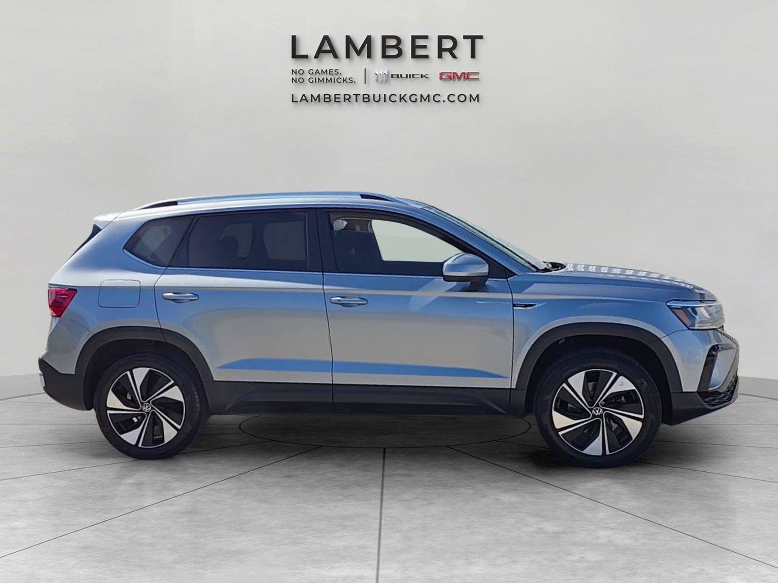 Used 2024 Volkswagen Taos SE AWD/4WD image 6