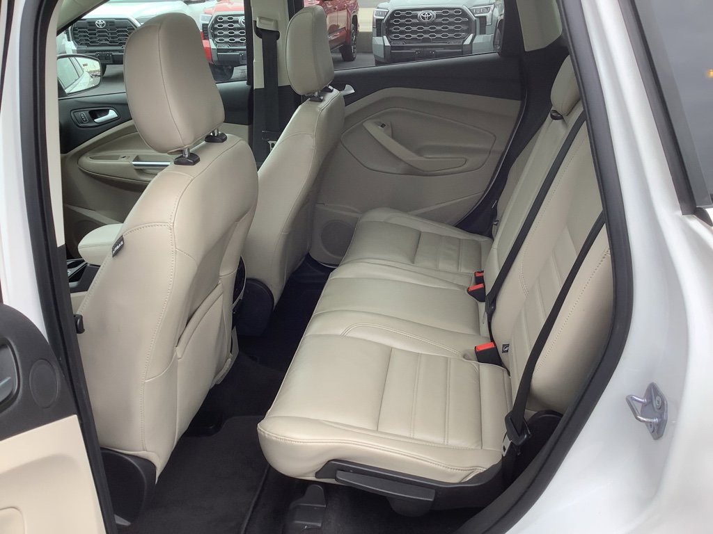 Used 2019 Ford Escape Titanium image 11