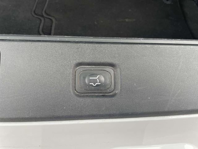 Used 2025 Ford Expedition Platinum image 20