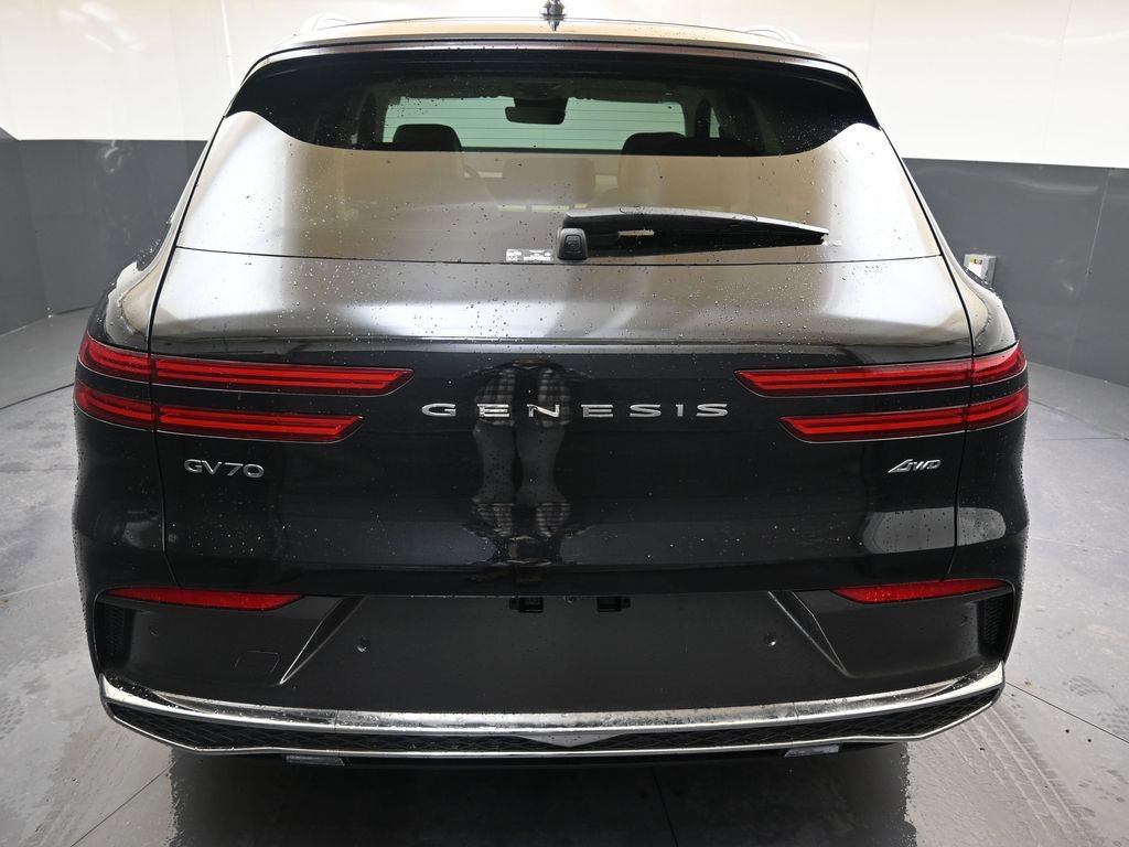 New 2026 Genesis GV70 2.5T Advanced image 9