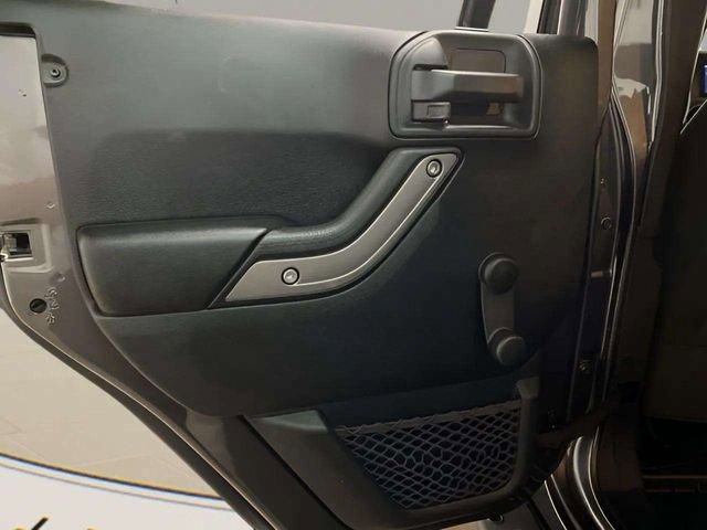 Used 2017 Jeep Wrangler Unlimited Sport w/ Connectivity Group image 64