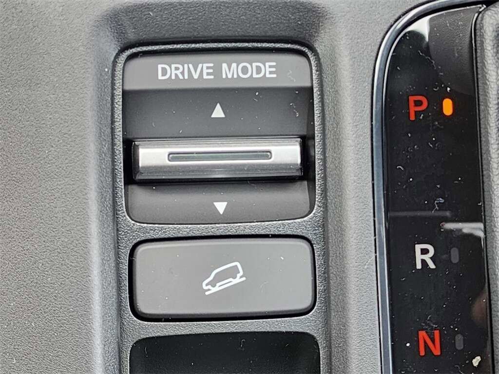 Certified 2024 Honda CR-V Sport image 31